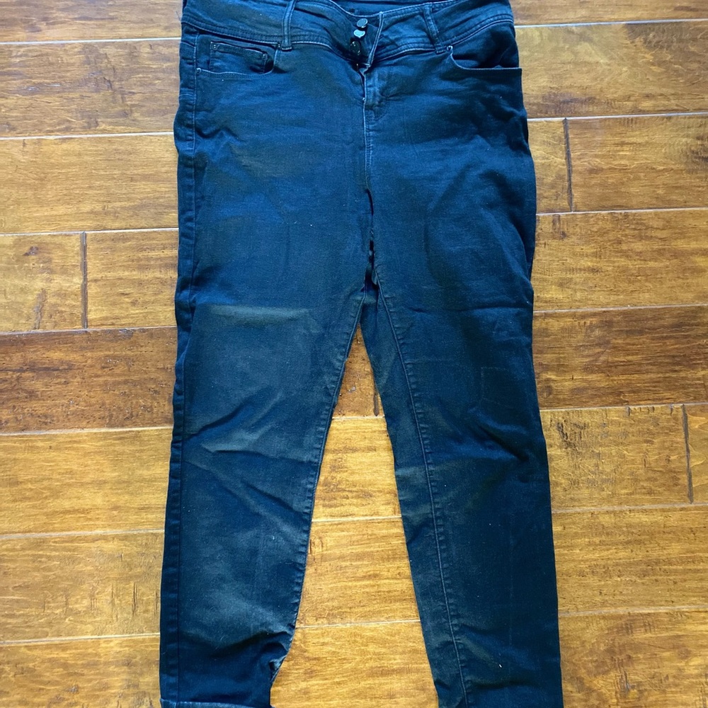 Skinny Black Jeans
